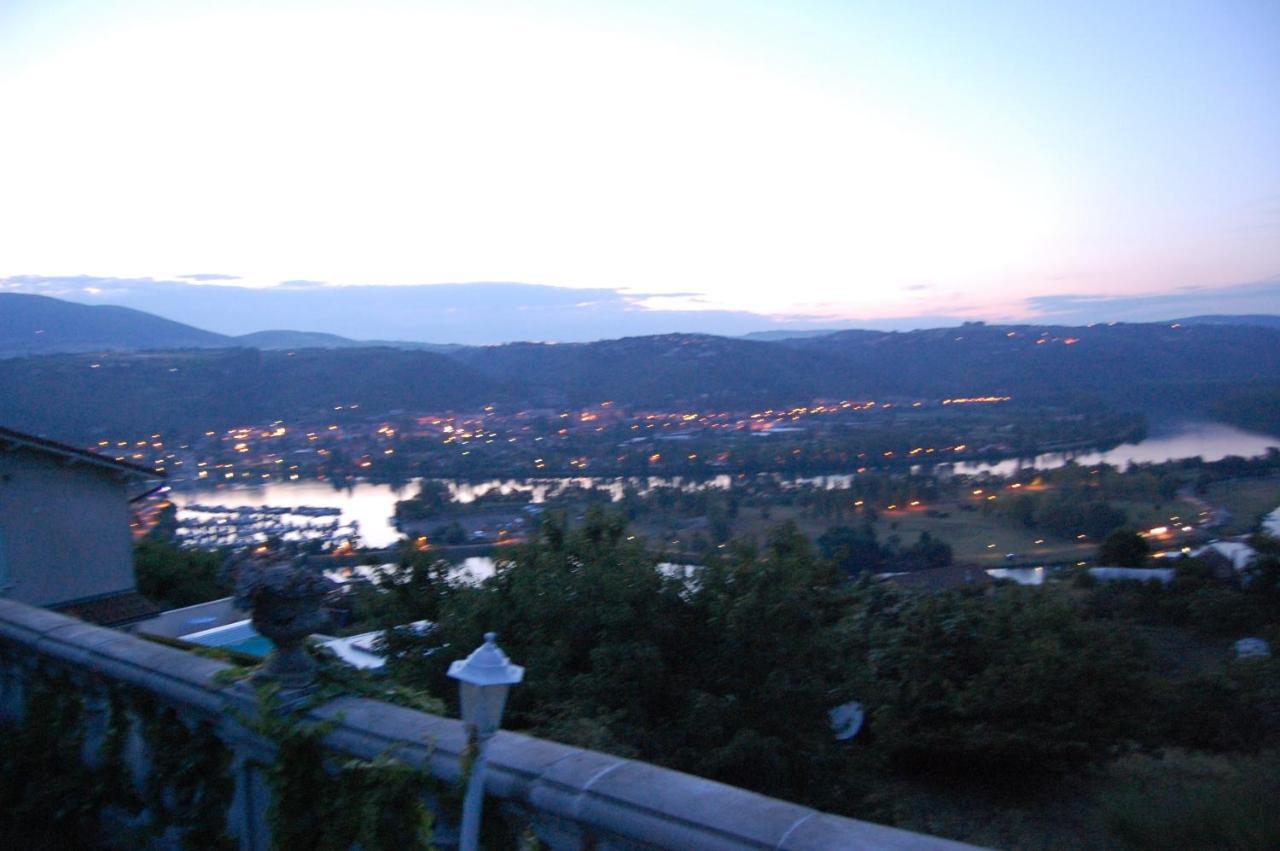 Villa Panoramique Saint-Clair-du-Rhone Exteriör bild