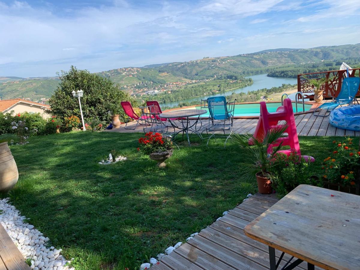 Villa Panoramique Saint-Clair-du-Rhone Exteriör bild