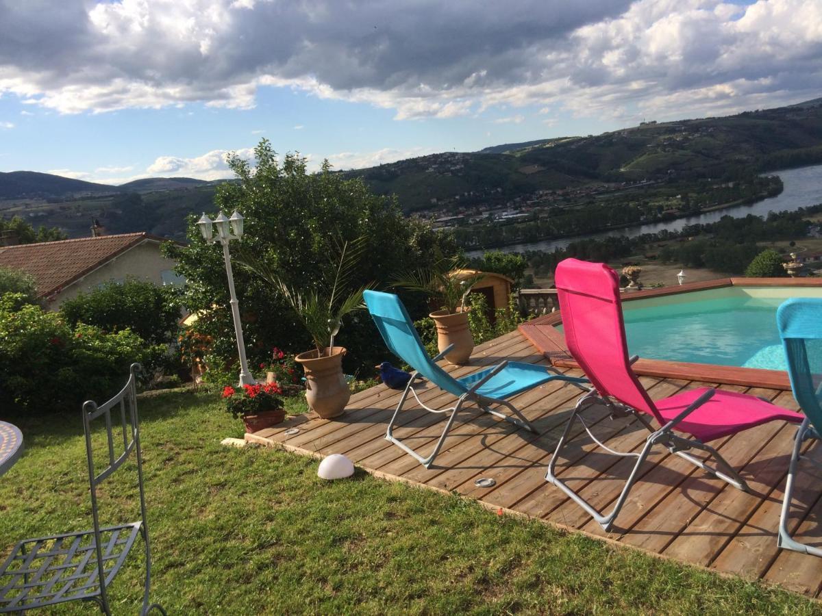 Villa Panoramique Saint-Clair-du-Rhone Exteriör bild